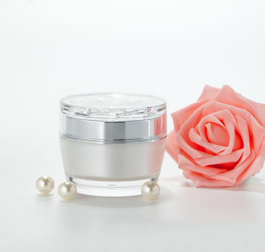 50G perłowo-biały akrylowy/pla – Essence Serum Toner recenzja i cena